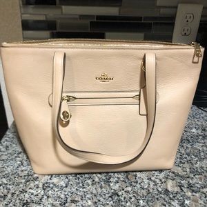 Coach Taylor Tote in Pebble Leather Beechwood Gold